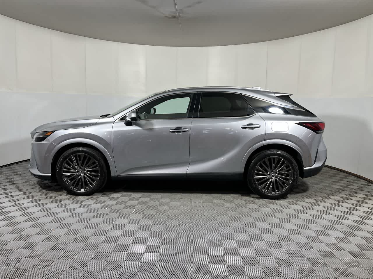 2023 Lexus RX 350 — detail view