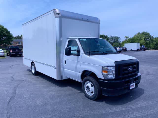 2025 Ford Econoline Cutaway — side profile view