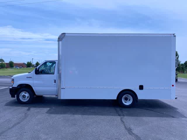 2025 Ford Econoline Cutaway — detail view