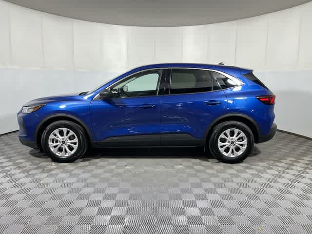 2023 Ford Escape — detail view