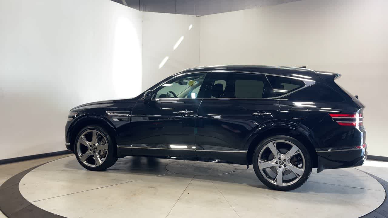 2022 Genesis GV80 — side profile view