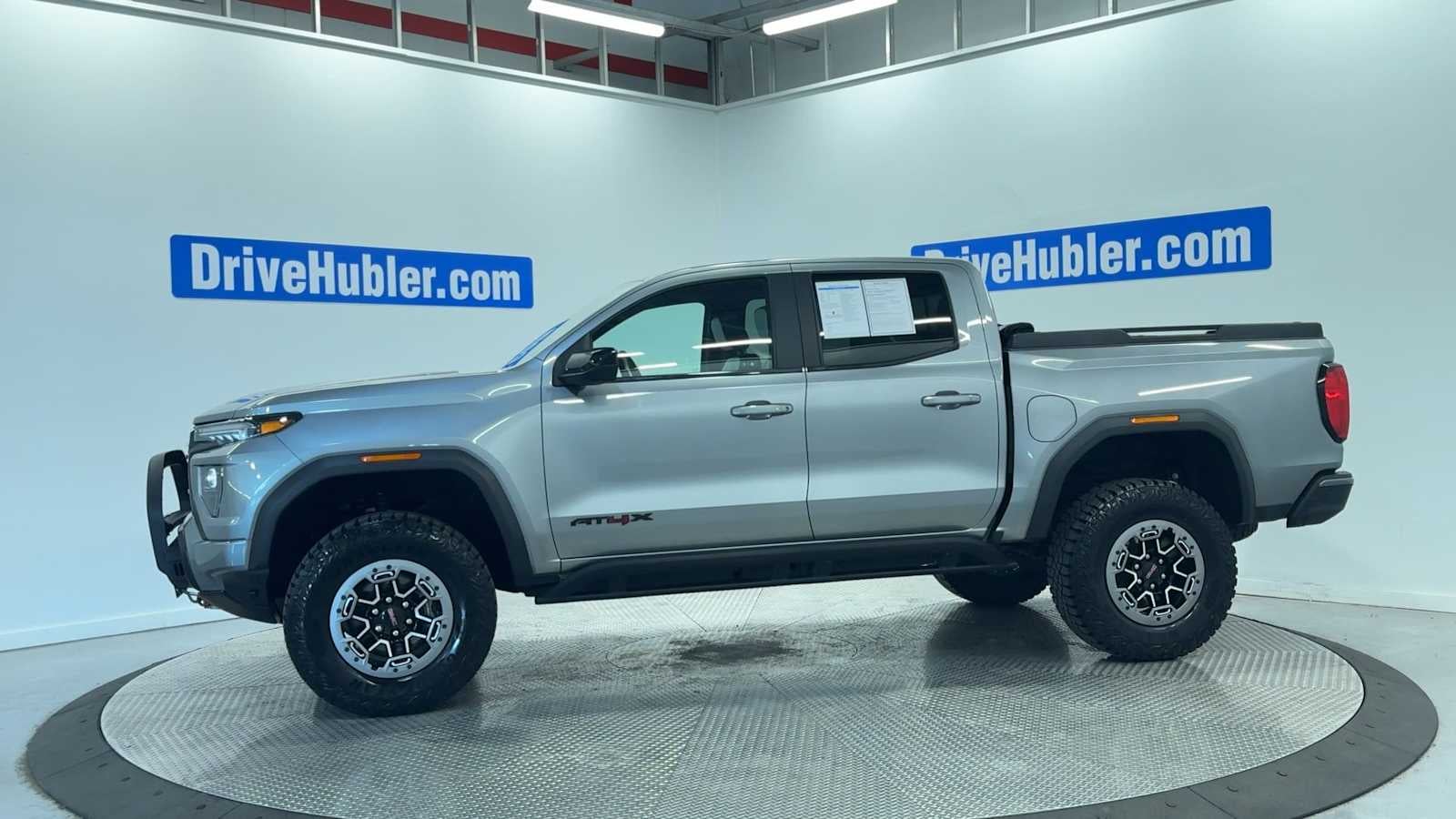 2023 GMC Canyon — detail view