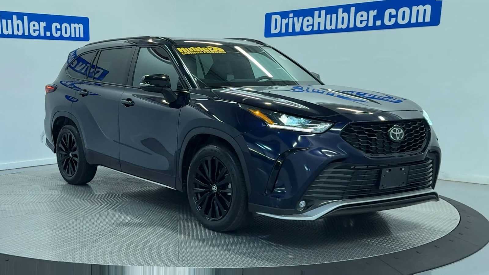 2025 Toyota Highlander — side profile view