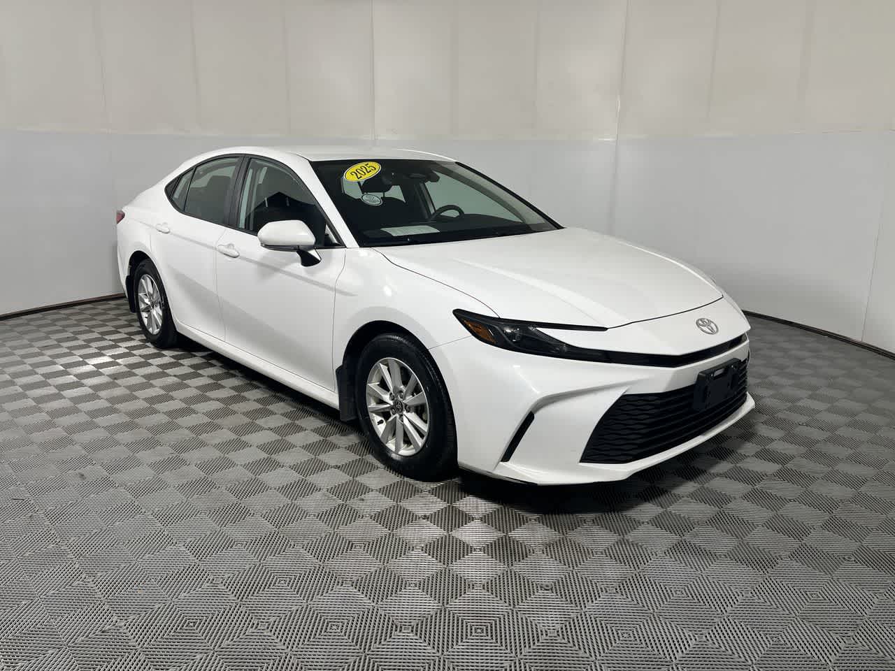 2025 Toyota Camry — side profile view