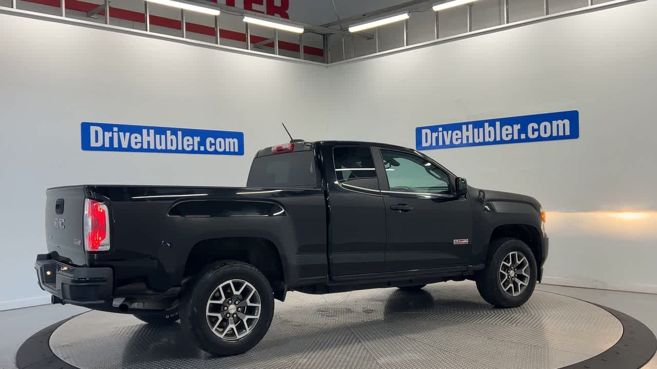 2015 GMC Canyon — side profile view