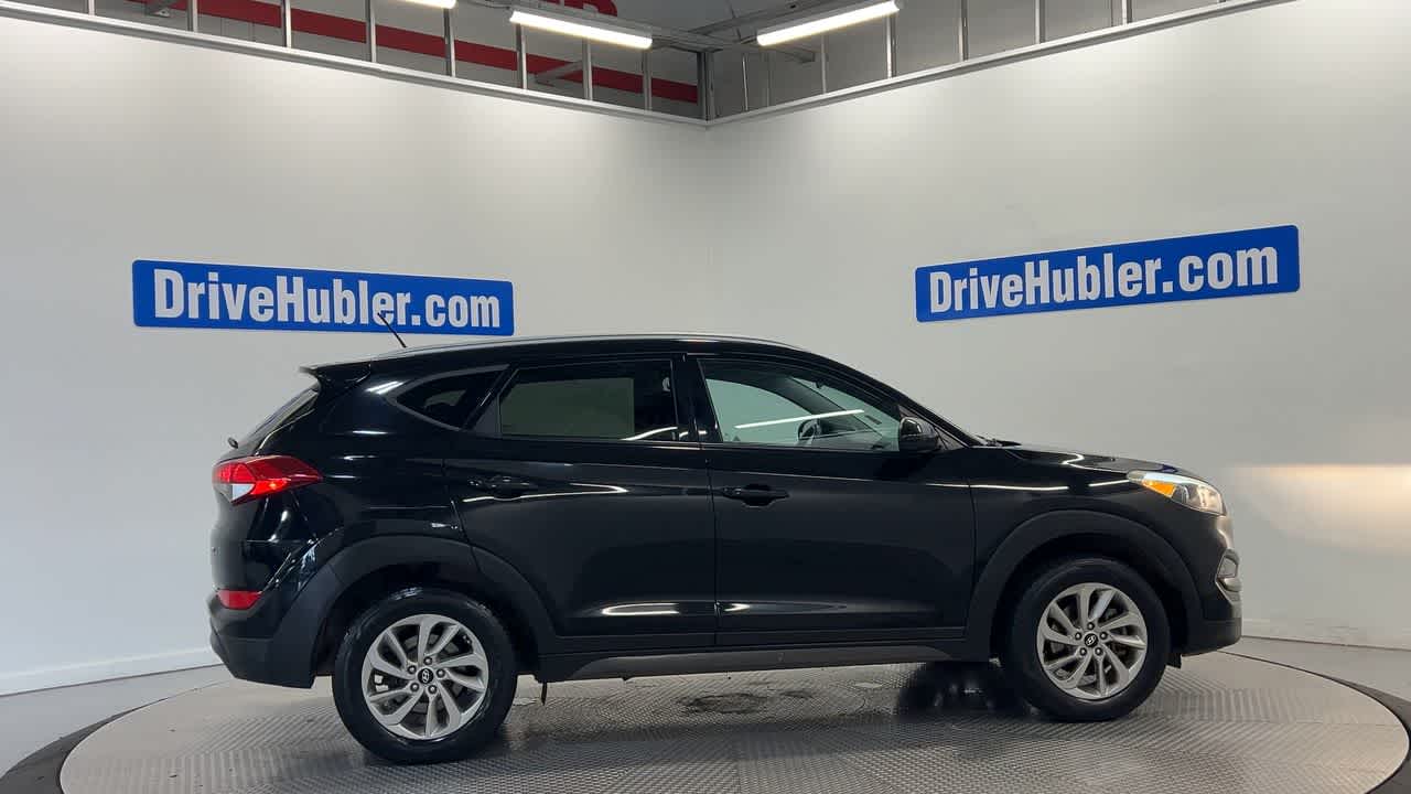 2016 Hyundai Tucson — rear three-quarter view